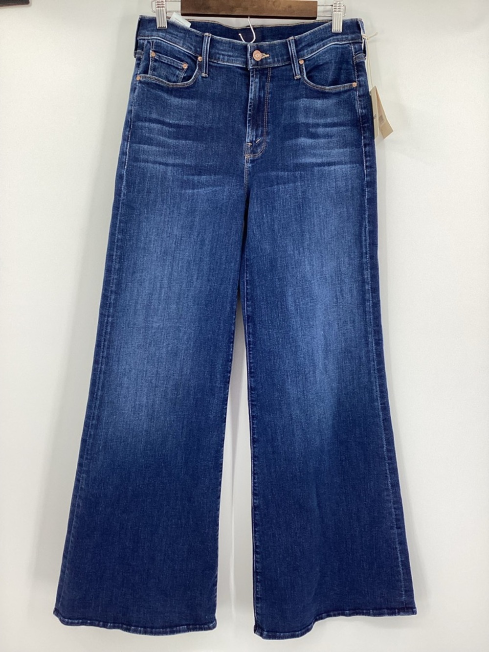 MOTHER The Twister Sneak High-Rise Wide Leg Jeans - Picture 2 of 16
